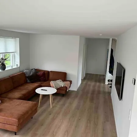 Helt Nyt Hus I Idyllisk Landsby * Vallensbaek