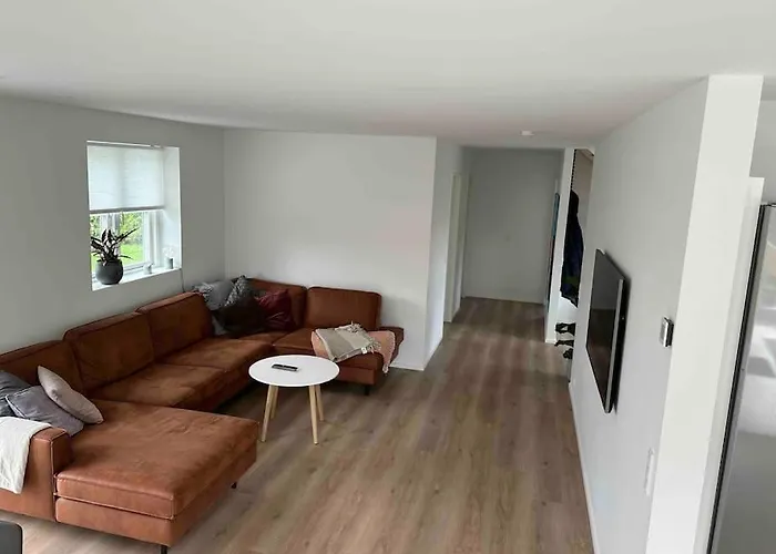 Helt Nyt Hus I Idyllisk Landsby * Vallensbæk