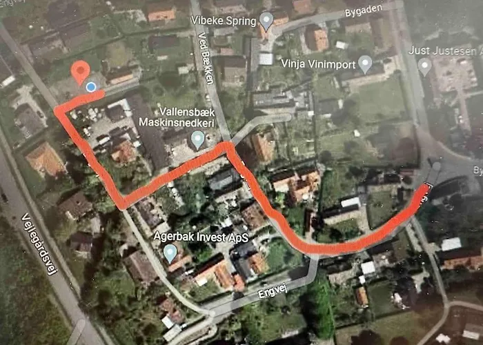 Helt Nyt Hus I Idyllisk Landsby Vallensbæk
