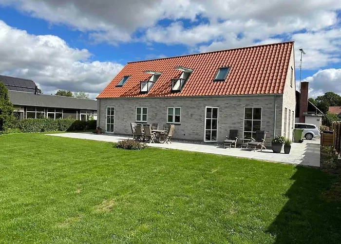 Villa Helt Nyt Hus I Idyllisk Landsby